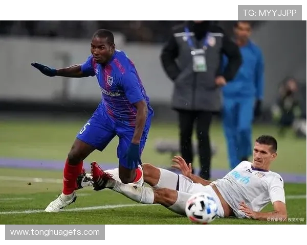 伯斯荣光与蔚山现代的巅峰对决展现足球魅力与激情的较量